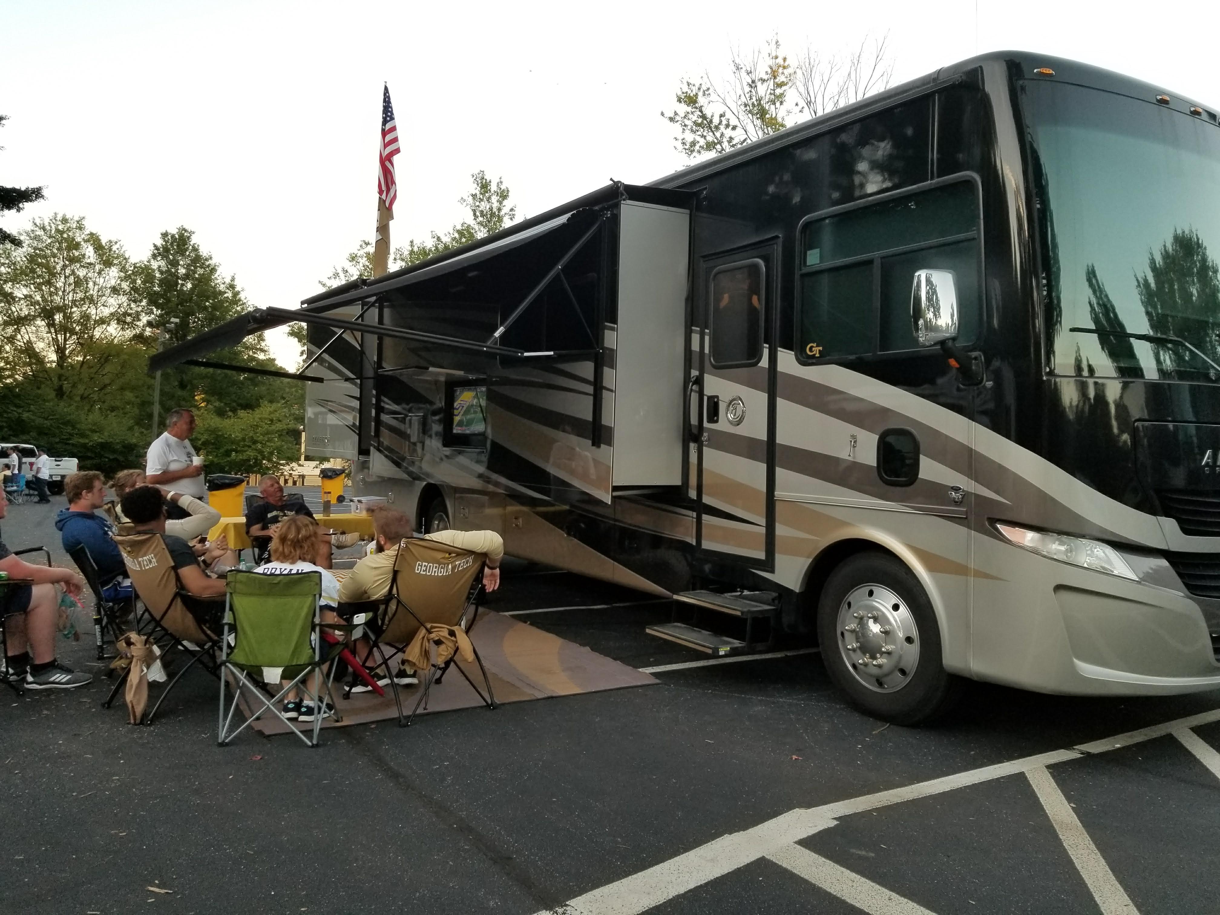 Episode 118 | RV Tailgating and Boondocking Safety