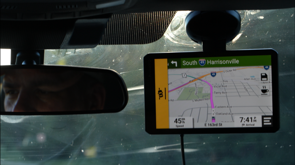 Lane departure warning on the Garmin RV 795 and RVCam 795