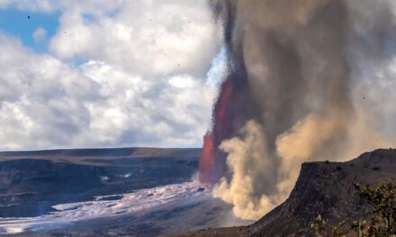 Kīlauea Eruption Forces Closures at Hawaiʻi Volcanoes National Park