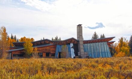 Lawsuit Challenges Firearm Ban Inside Some National Park Service Buildings