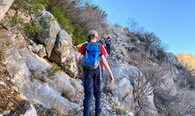 Hiking With Kids: 10 Tips to Make Family Hikes More Fun